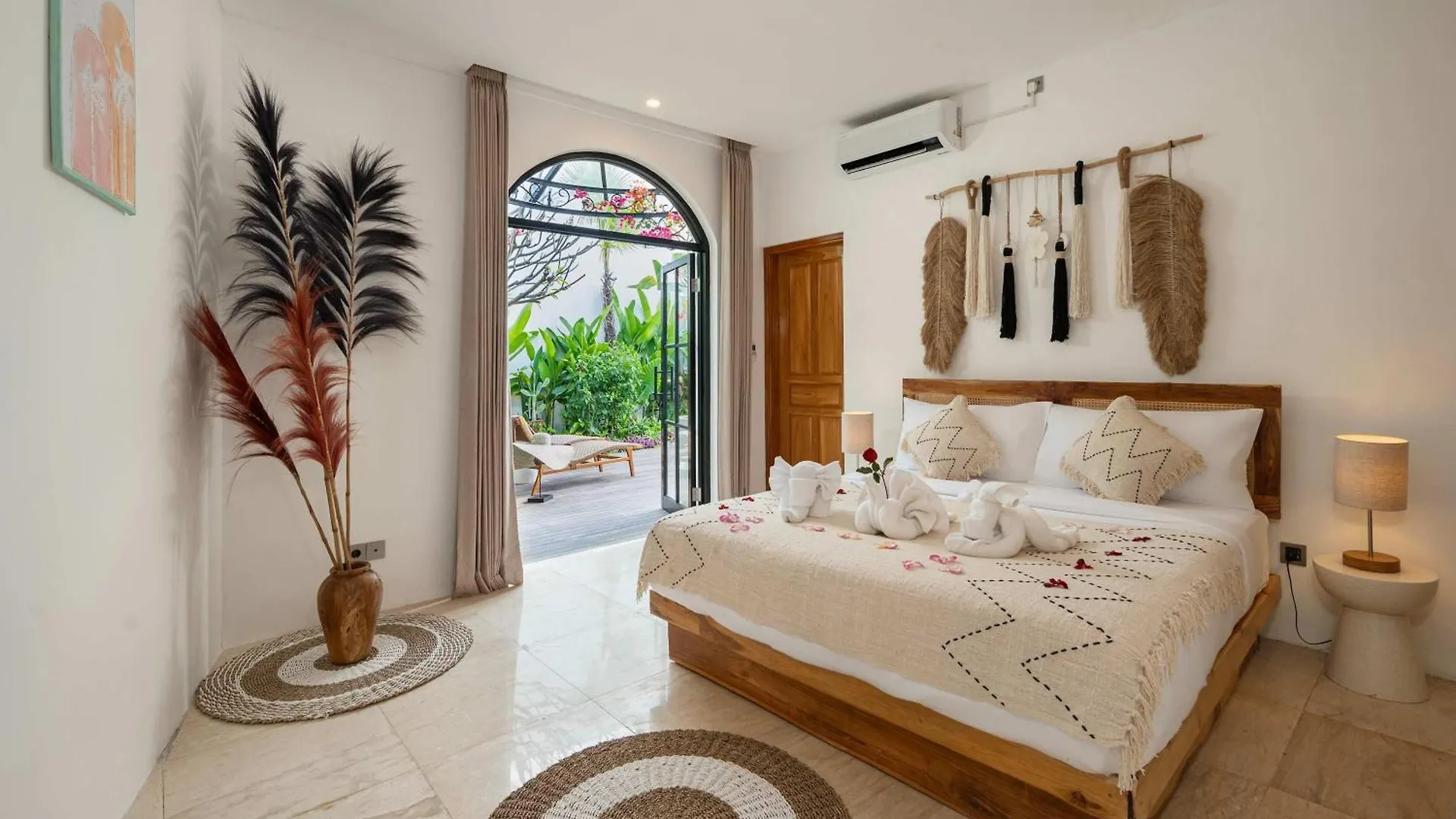 Luxury 4Bd Villa Casa Diplomatico With Private Pool Seminyak  Holiday home