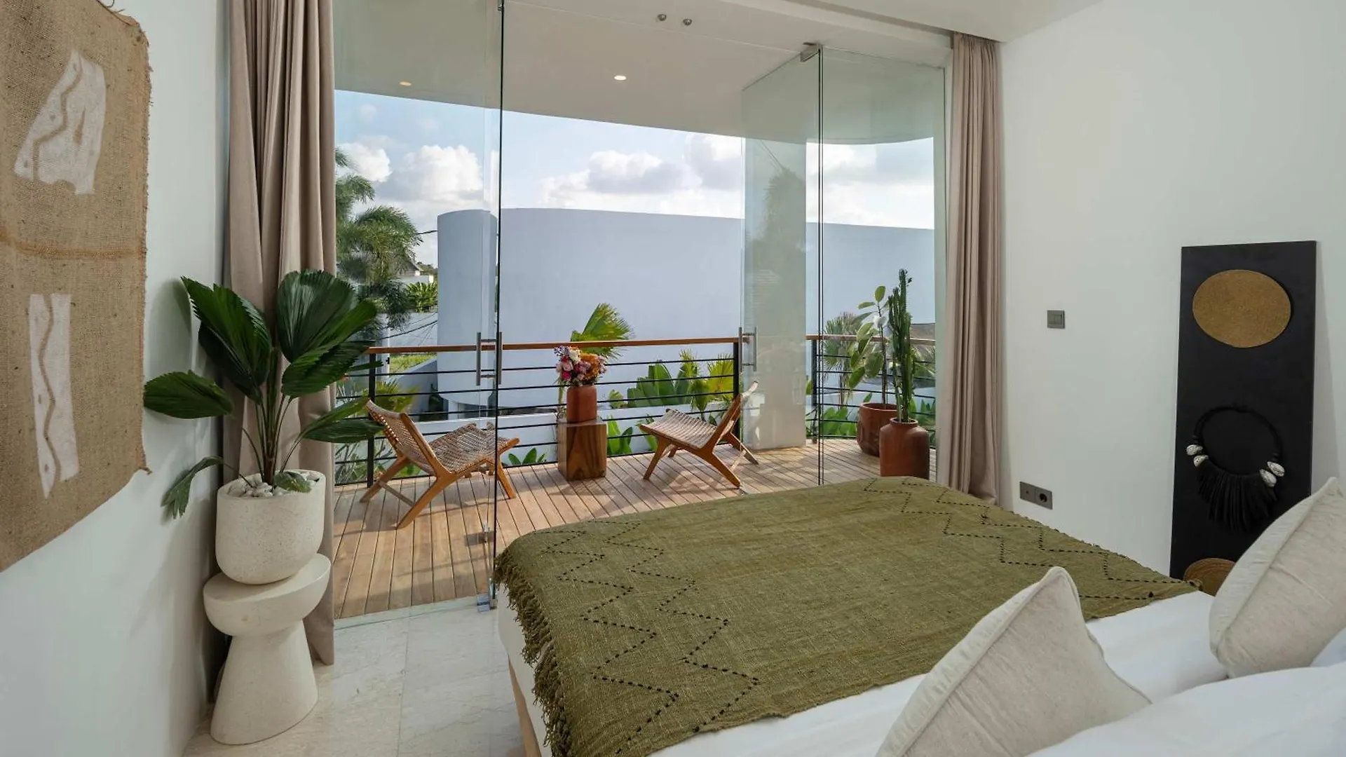 Luxury 4Bd Villa Casa Diplomatico With Private Pool Seminyak  0*, Seminyak (Bali)